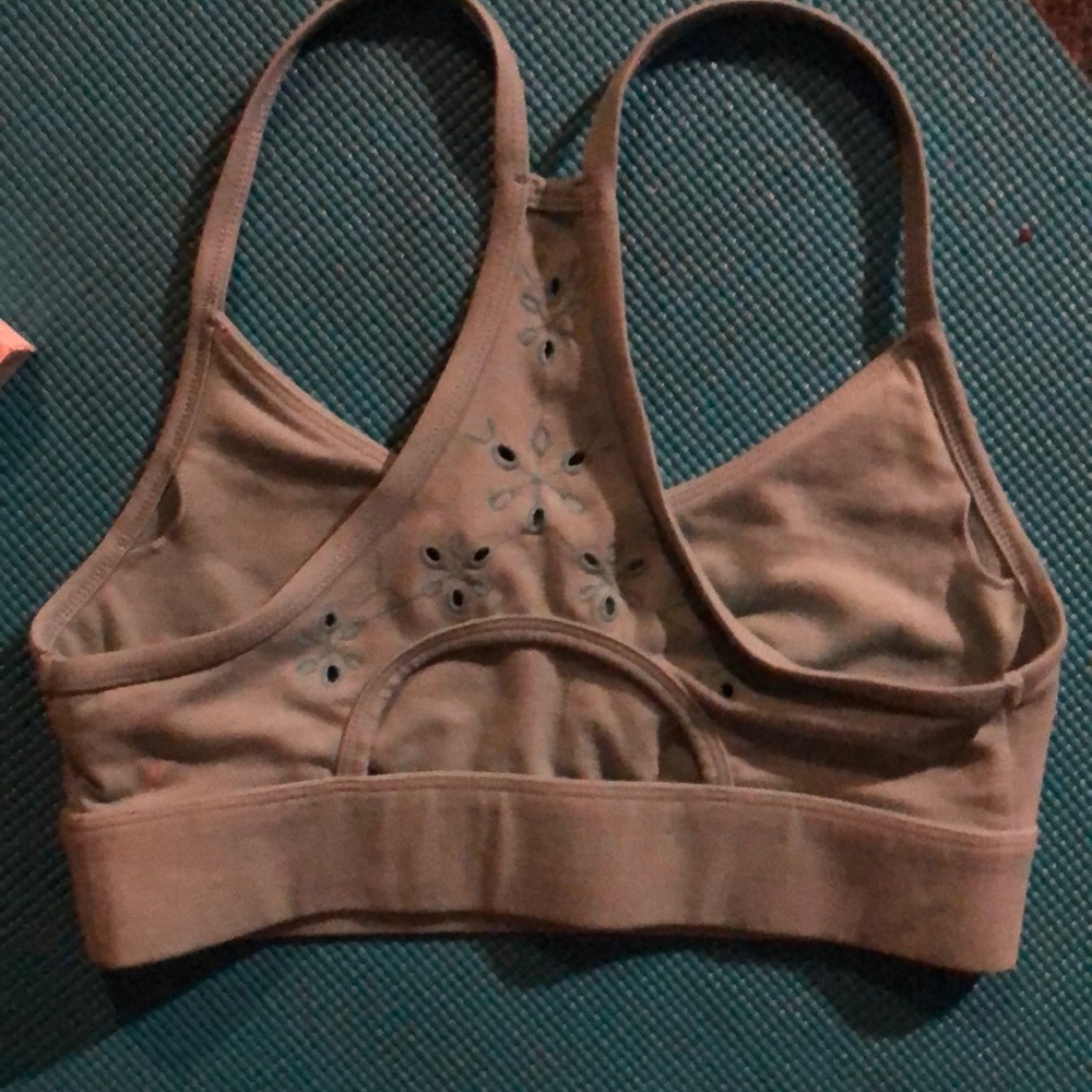 Sports bra - Picture 3 of 5